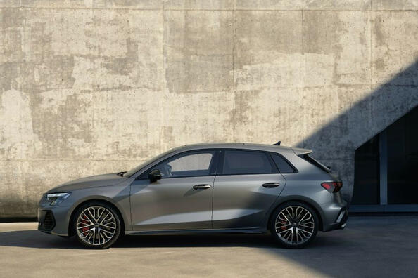 Audi S3 Sportback: el hatch deportivo actualizado de 2024 Foto 3