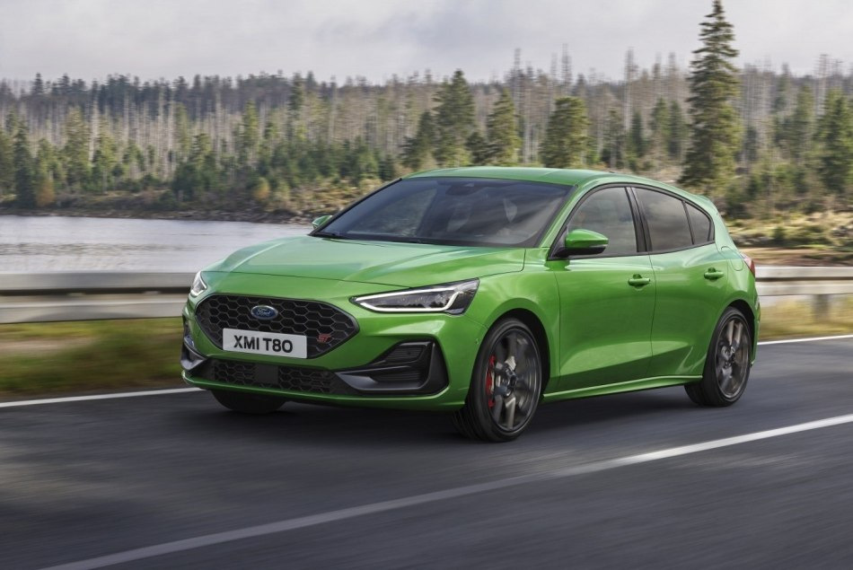 Ford Focus ST: revisión de la versión restyling