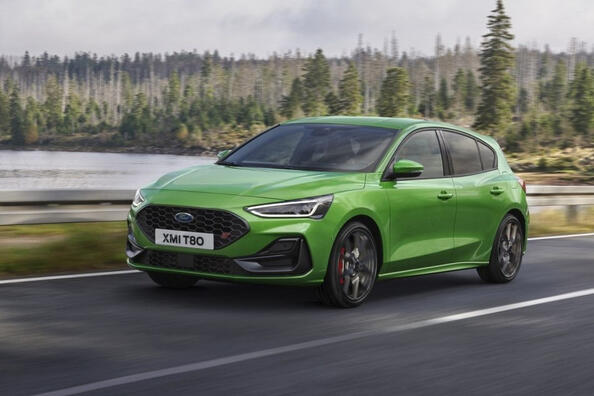 Ford Focus ST: revisión de la versión restyling