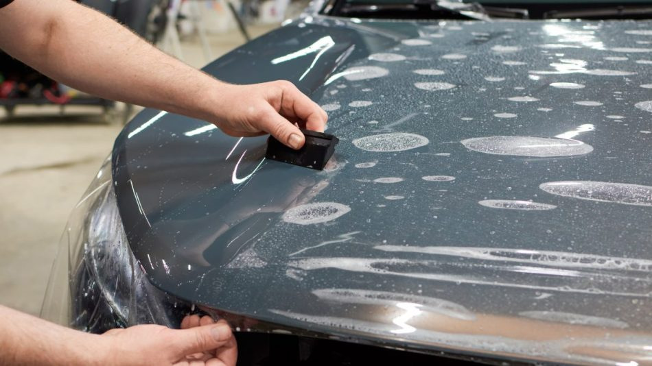 Película blindada para automóviles: ¿protección fiable o pérdida de dinero?