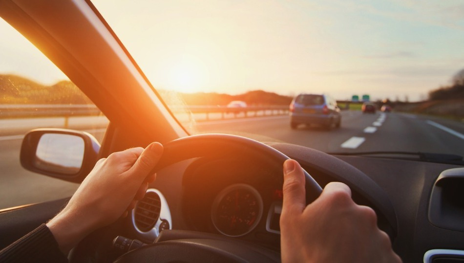 ¿Cómo no perder la vigilancia mientras se conduce un coche?