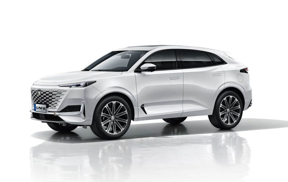 Changan UNI-K: una revisión de un crossover moderno