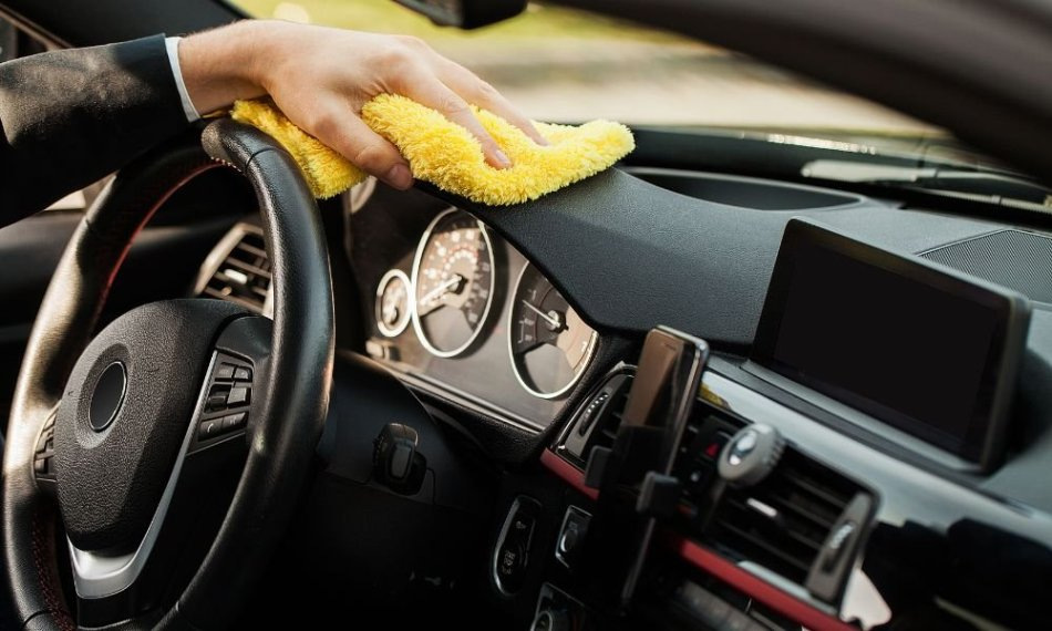 ¿Cuál es el beneficio del detallado del automóvil?