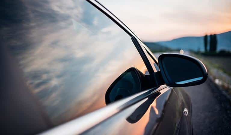 ¿Cómo elegir una ventana lateral para un coche?
