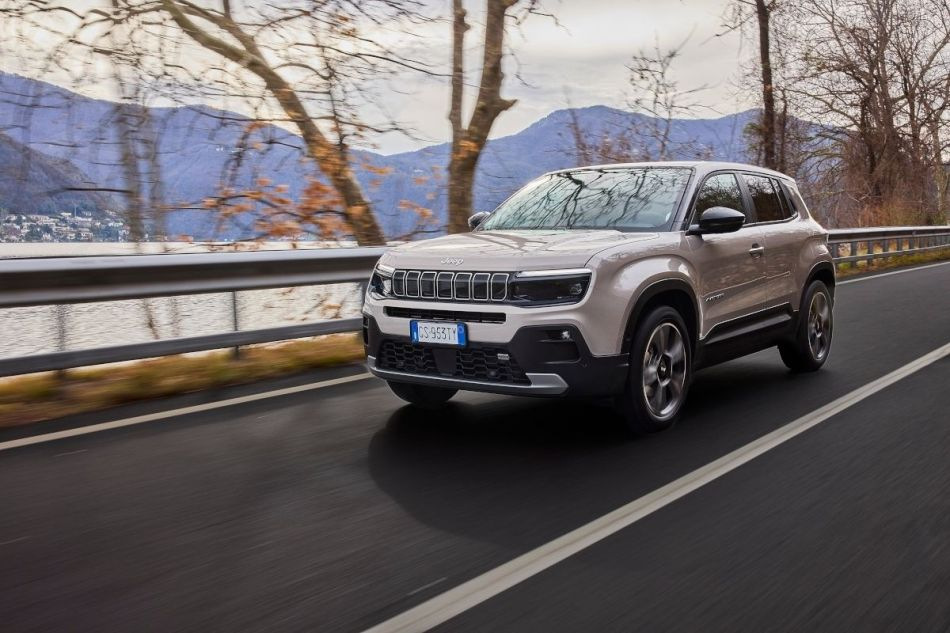 Revisión del Jeep Avenger: un conquistador de la ciudad compacto y elegante