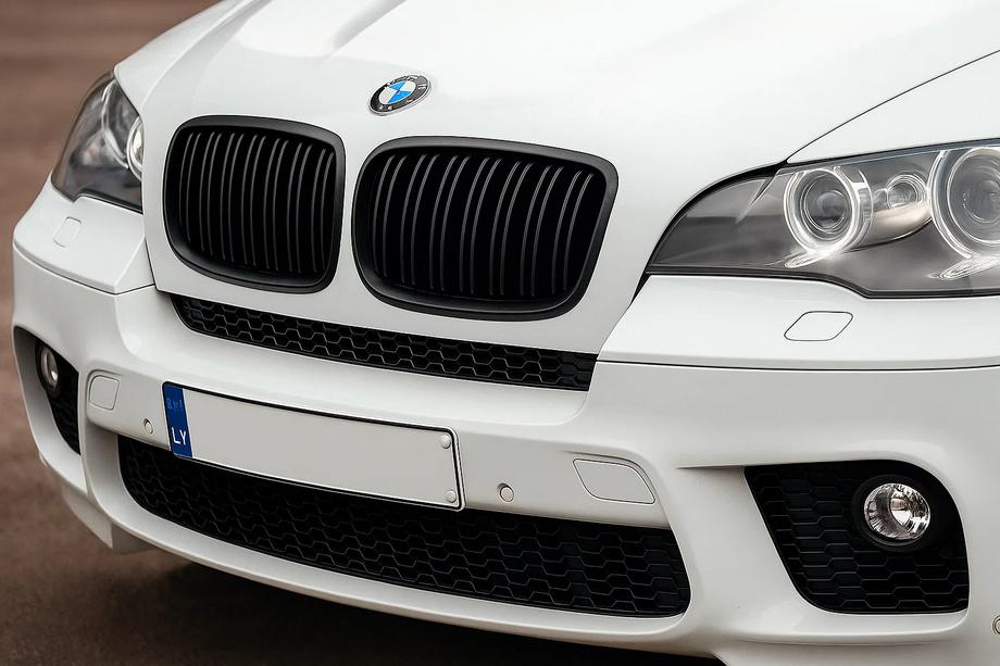 BMW X6 E71 2008–2014 Riñones M-Look V1 (Negro Brillante) Image
