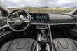 Revisión del Hyundai Elantra 2023: lavado de cara del sedán foto 5