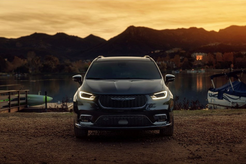 Revisión de la minivan familiar Chrysler Pacifica