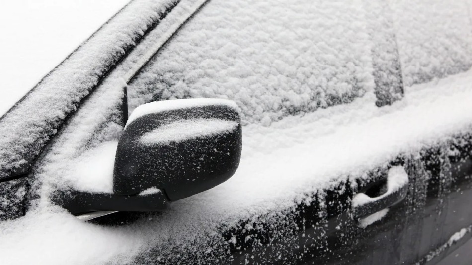 Efecto de las heladas en el coche: consecuencias y medidas preventivas.