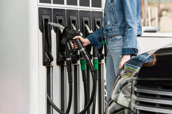Por qué es importante llenar el coche con combustible de alta calidad