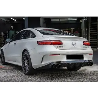 Difusor Trasero Black con Salidas Black (Diseño AMG53)