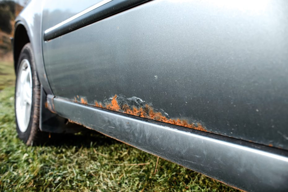 ¿Vale la pena comprar un coche con corrosión en la carrocería?