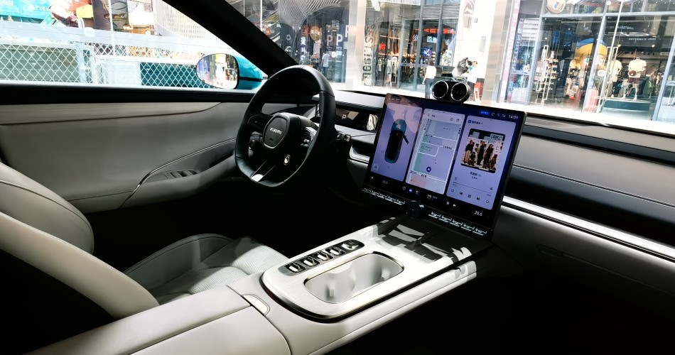 Qué cosas útiles puedes comprar para tu coche: los mejores productos para el coche para cada conductor