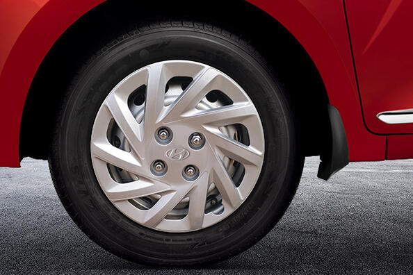 ¿Por qué se necesitan tapacubos en las ruedas de un coche?