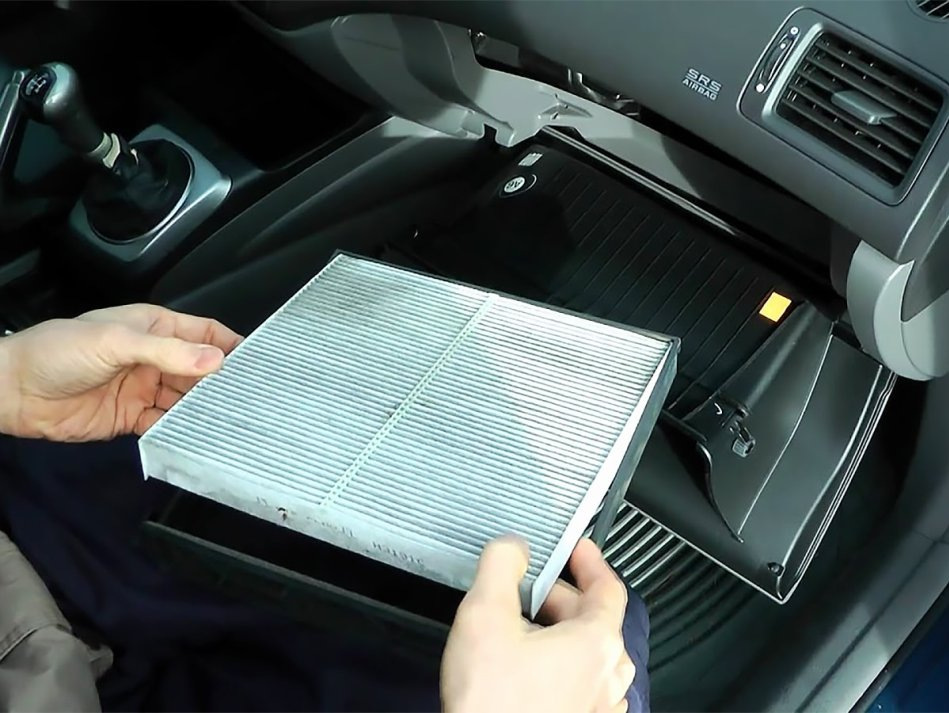 Señales de que es hora de cambiar el filtro de habitáculo de tu coche