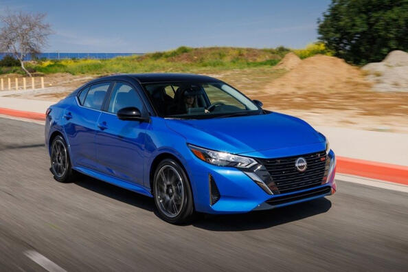 Prueba del Nissan Sentra: renovación del modelo 2023