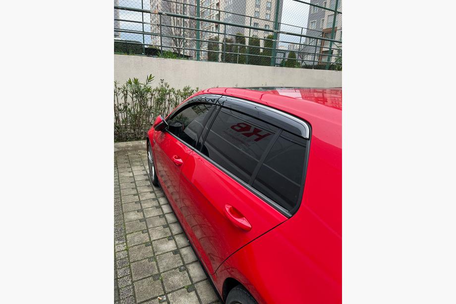 Volkswagen Golf 6 2008-2014 Deflectores de Ventana con Moldura Cromada HB (4 uds., Sunplex Steinless) Image