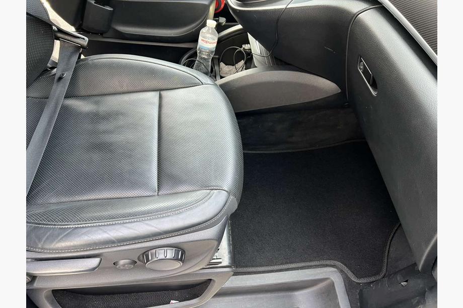 Mercedes Vito/V-class W447 2014- Alfombrillas textiles Premium V-class ExtraLong 2 laterales (Solo recogida, Juego completo, Negro) Foto 4
