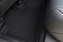 Toyota Rav 4 2019–2025 Alfombrillas de moqueta Premium (Negro) foto 2
