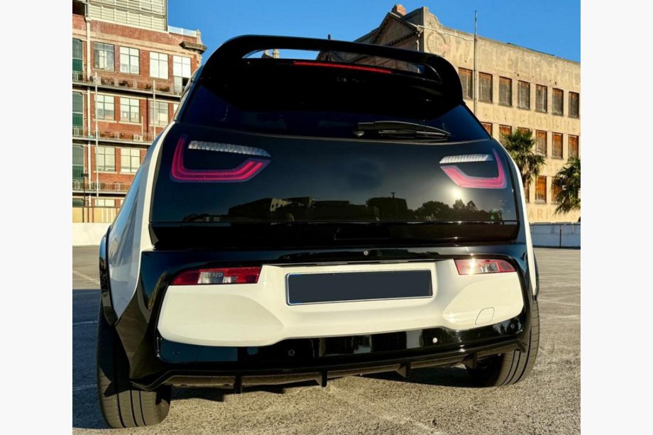 BMW I3 2013-2022 Difusor de Parachoques Trasero FRP Image