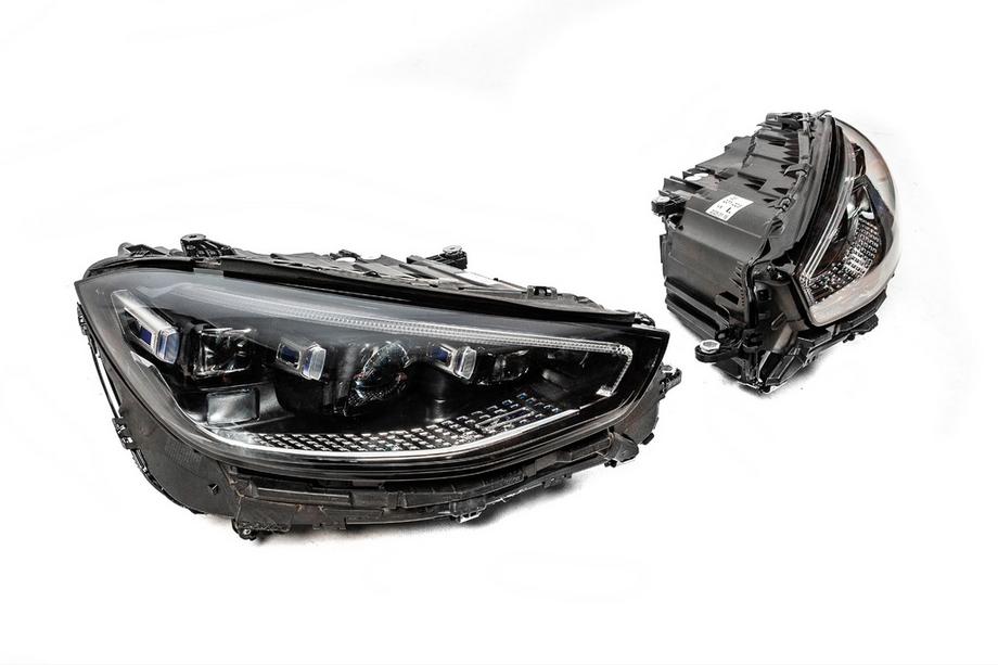 Mercedes S-class W221 2005-2013 Kit de restyling a W223 AMG S63 (con manijas de puertas e insertos) Foto 24