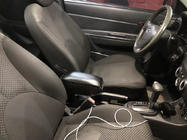 Hyundai Accent 2006-2010 Reposabrazos con Portavasos foto 1