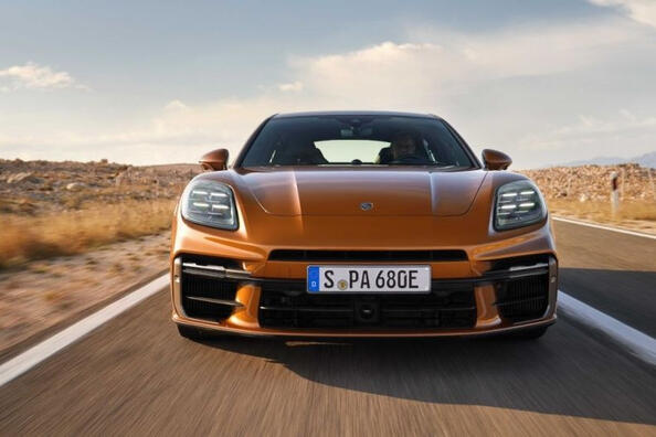 Porsche Panamera Turbo 2024: análisis del liftback híbrido