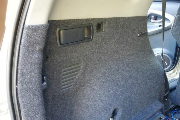 Alfombra para el coche: entendemos los pros y contras Foto 1