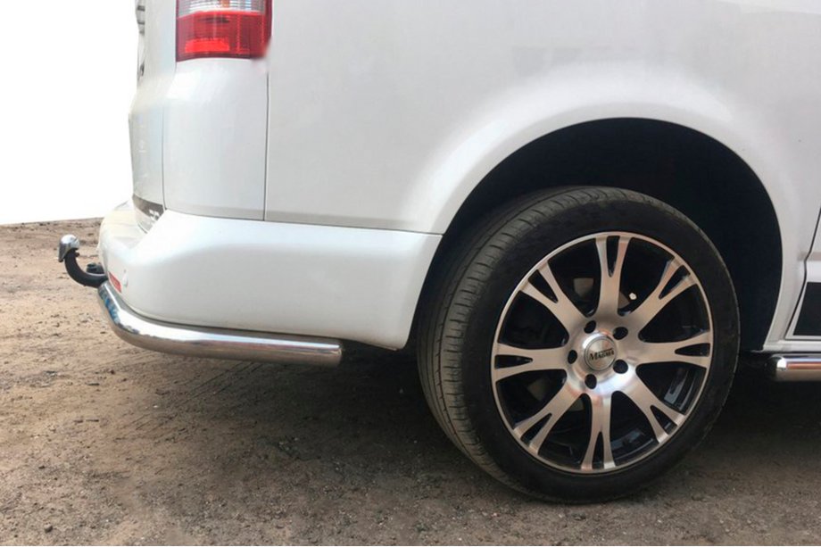 Volkswagen T5 Transporter 2003-2010 Esquinas Traseras AK003 (2 uds, Acero Inoxidable) Image