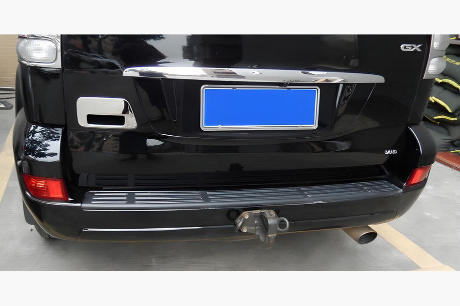 Toyota Land Cruiser Prado 120 2002-2009 Cubierta de manija de maletero cromada (acero inoxidable) Foto 4