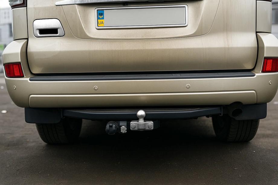 Toyota Land Cruiser Prado 120 2002-2009 Cubierta de manija de maletero cromada (acero inoxidable) Foto 3