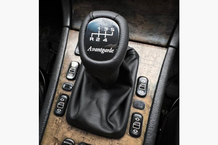 Mercedes E-class W210 1995-2002 Funda y pomo de cambio con marco (avantgarde) 5 velocidades Foto 10