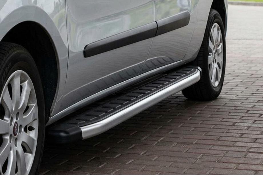 Opel Combo 2012-2018 Estribos laterales Fullmond (2 uds., aluminio) Image