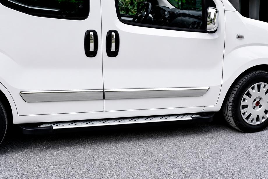 Opel Combo 2012-2018 Estribos Laterales Allmond Grey (2 uds., Aluminio) Image