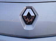 Renault Megane II 2004-2009 Emblema Frontal (128mm x 105mm Turquia) foto 2