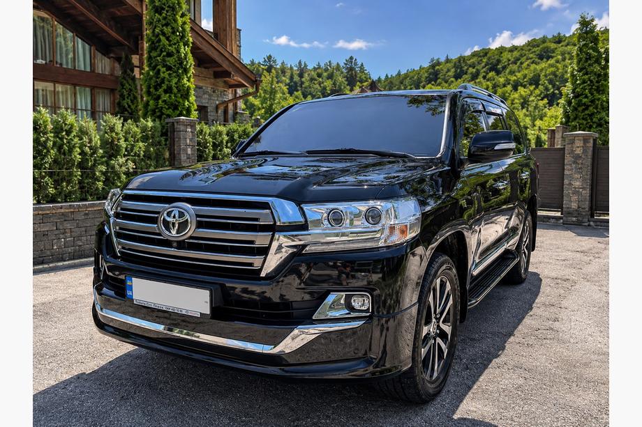 Toyota Land Cruiser 200 2007-2021 Labio delantero 2016↗ (Executive 2019) Negro Foto 3