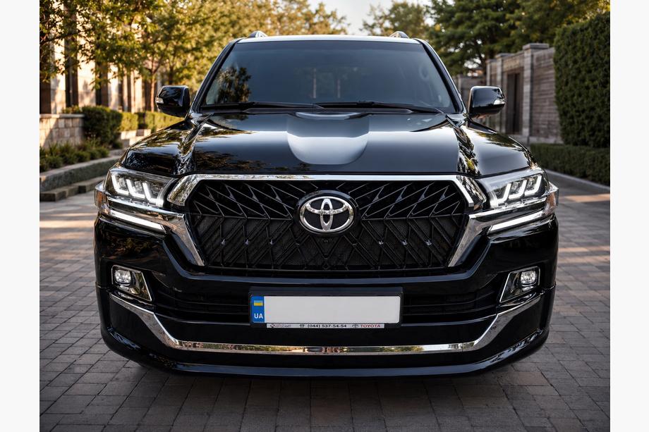 Toyota Land Cruiser 200 2007-2021 Labio delantero 2016↗ (Executive 2019) Negro Foto 6