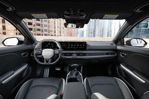 Prueba del Kia K4 de segunda generación: estilo, tecnología y espacio Foto 6