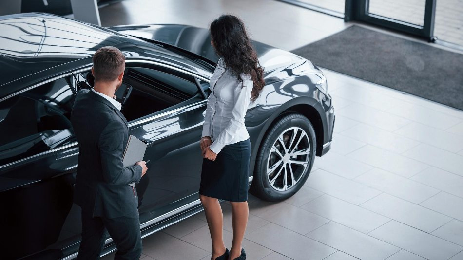 ¿Cómo elegir el coche de clase ejecutiva adecuado?