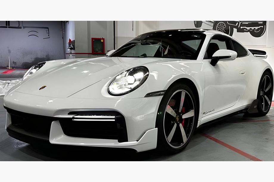 Porsche 911 (992) 2018– Kit de carrocería para Turbo S Image