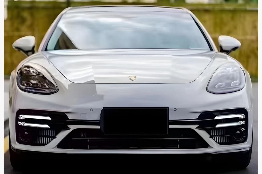 Porsche Panamera 2016-2023 Parachoques delantero estilo Turbo S Image