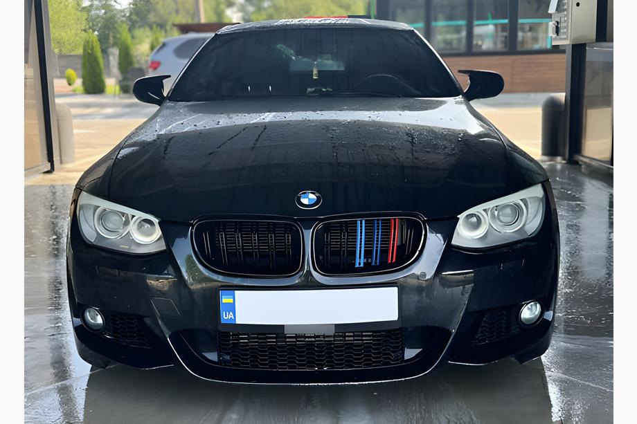 BMW 3 Series E92/E93 2006–2013 Rejillas M-Look (para 2010-2013, M-Color) Image