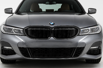 BMW 3 Series G20/G21 2018- Riñoneras M-Look (para G28 2022+, Negro Brillante) foto 1