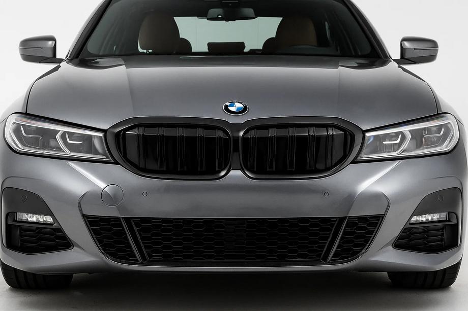BMW 3 Series G20/G21 2018- Riñoneras M-Look (para G28 2022+, Negro Brillante) Image