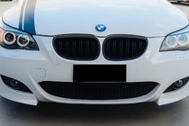 BMW 5 Series E60/E61 2003-2010 Riñones M-Look (negro mate) foto 1