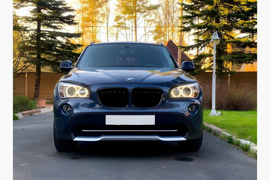 BMW X1 E84 2009-2015 Riñones M-Look (Negro Brillante) Image