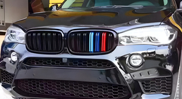 BMW X5 F15 2013-2018 Riñoneras M-Look (M-Color) foto 1