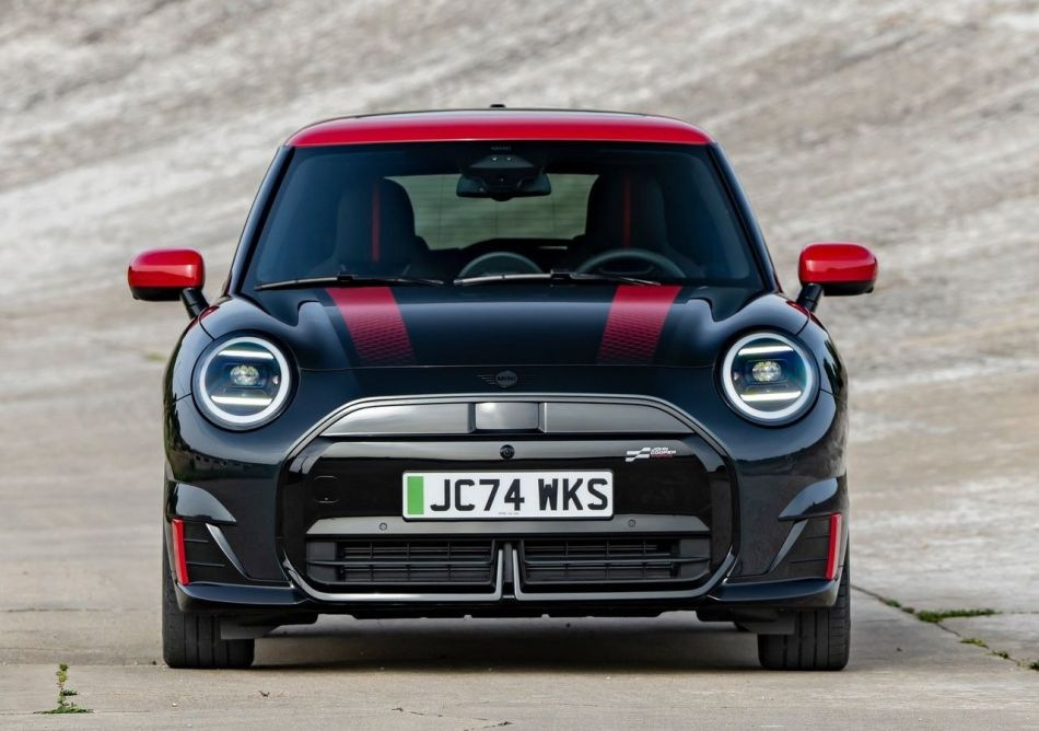 Prueba del MINI John Cooper Works Electric hatchback
