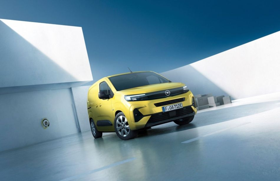 Reseña de la furgoneta eléctrica Opel Combo Cargo Electric
