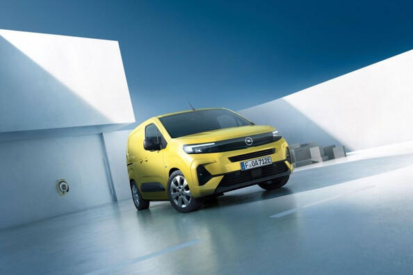 Reseña de la furgoneta eléctrica Opel Combo Cargo Electric